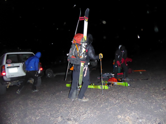 Setting off for Volcan Parainacota before dawn. 