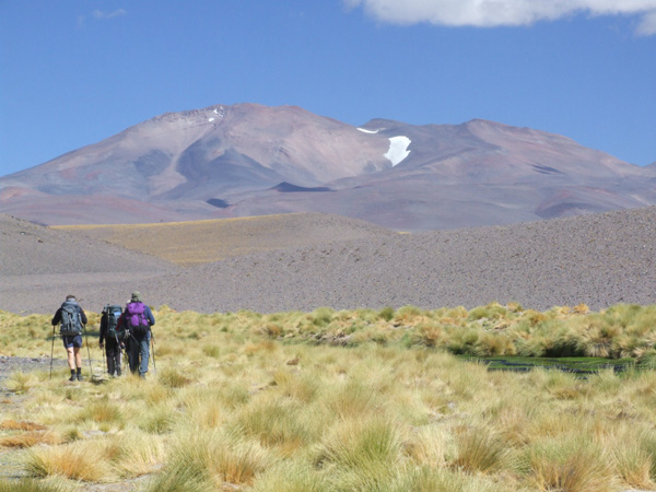 Approach trek, Puna de Atacama.