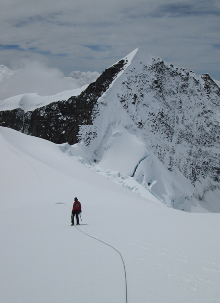 Bolivar form above the col with Pico Colon. 