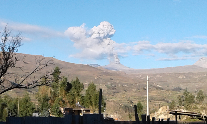 Sabancay was erupting every cpuple of hours in May 2017. Often accompnaied by small earth tremors! 