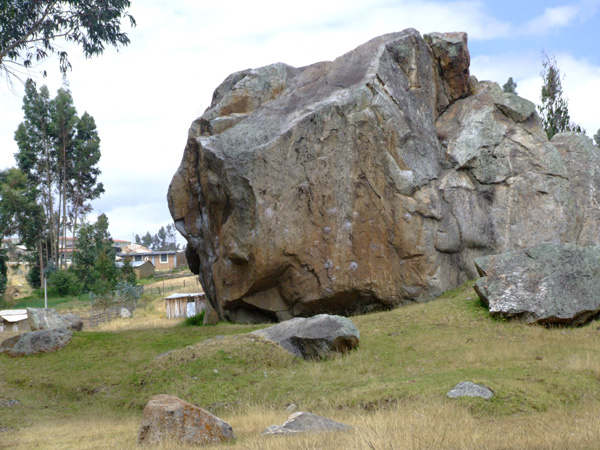 There is also some limited but good quality bouldering at Huanchac near Huaraz. 