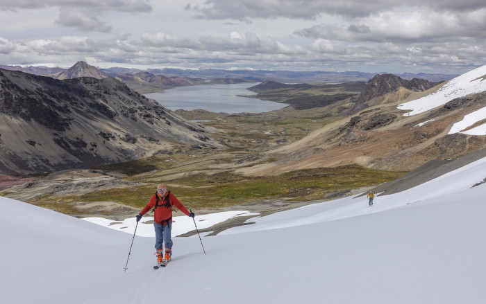 Skiing on Huayruro Punco, Cordillera Vilcanota, Peru. 